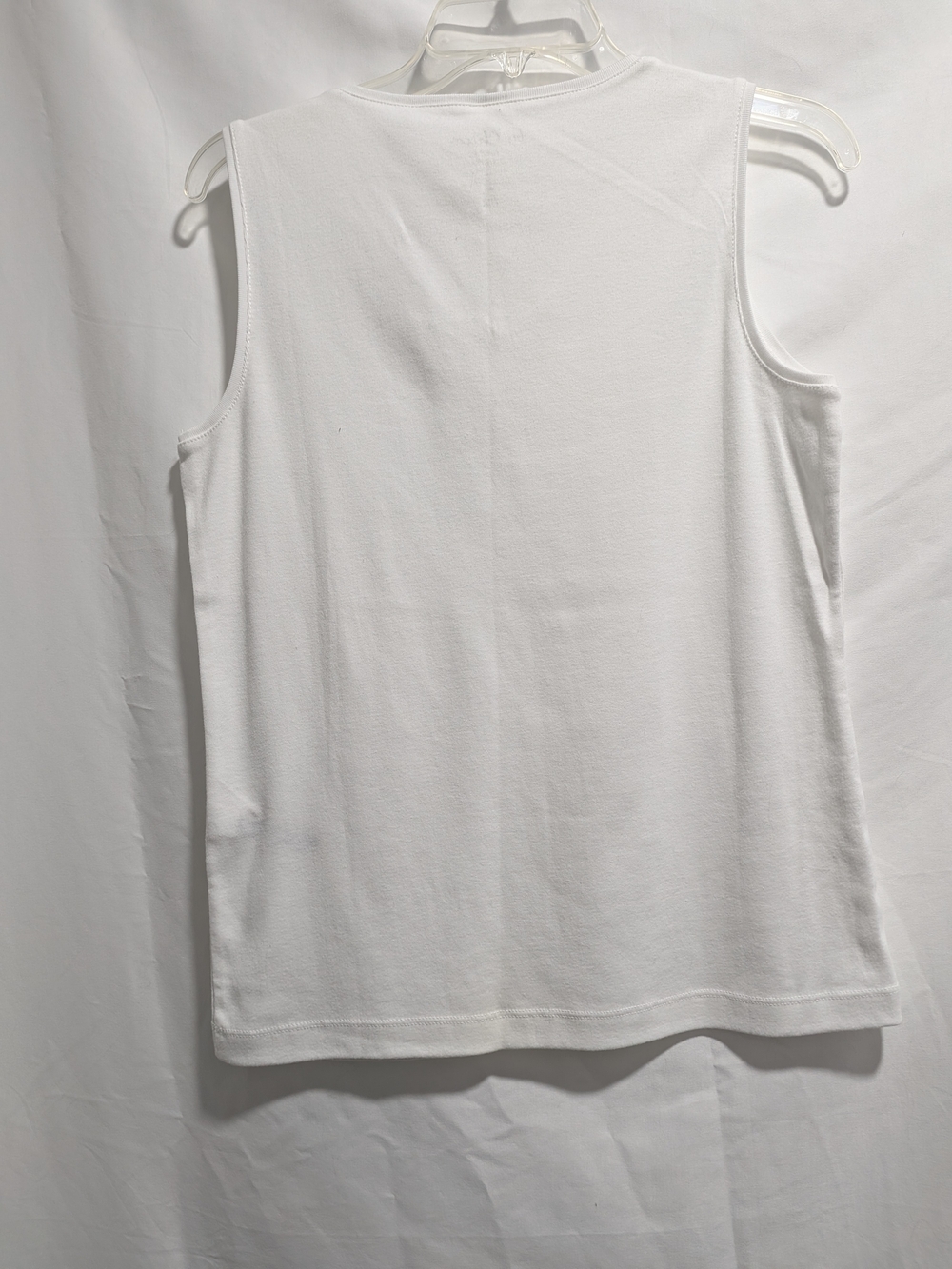 Chico's Women's White V-Neck Tank - Picture 2 of 4